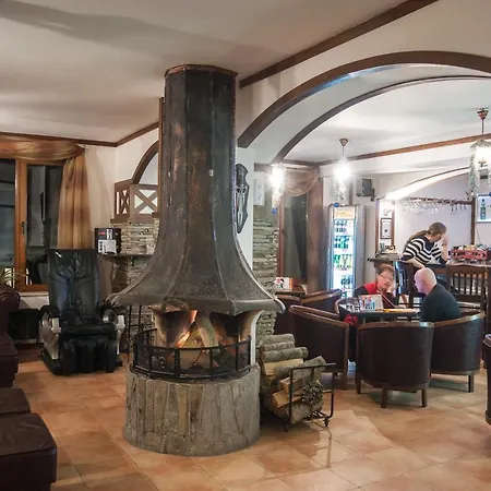 - Castle Complex 2 Apartament Pamporowo