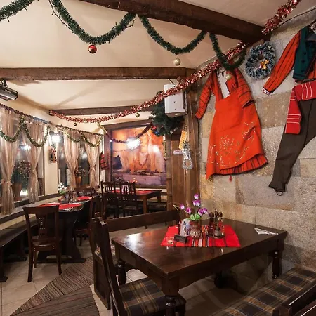 - Castle Complex 2 Apartment